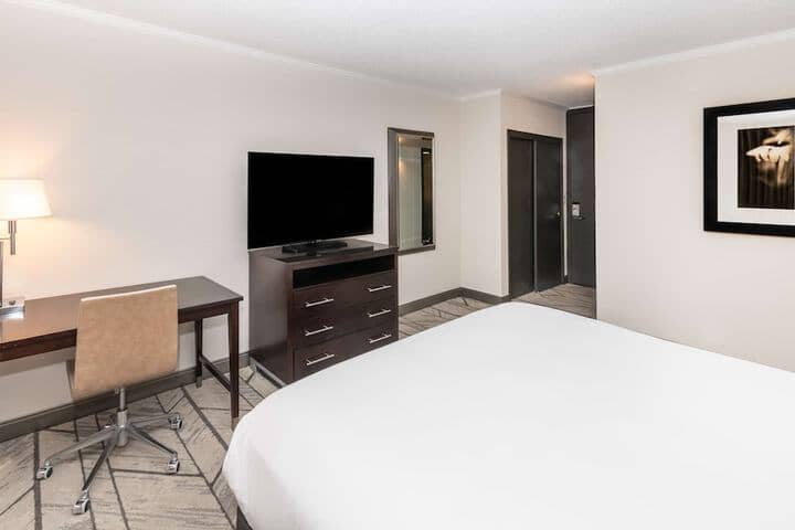 Room 17 of 53