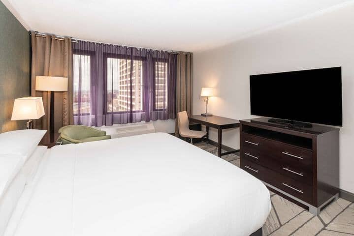 Room 10 of 53