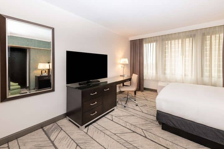 Room 14 of 53